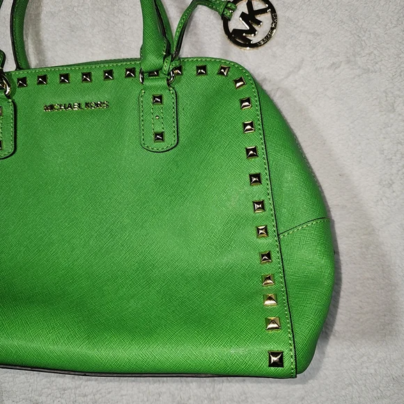 Michael Kors Green Studded Women's Bag - Picture 2 of 16